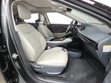 2023 Kia EV6 с пробегом 29 946 км