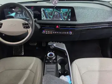 2023 Kia EV6 с пробегом 72 365 км