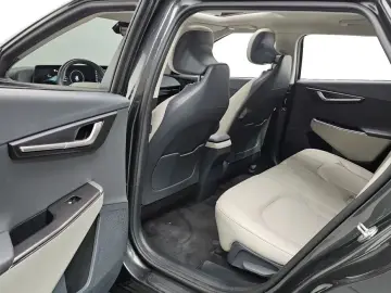 2023 Kia EV6 с пробегом 29 946 км