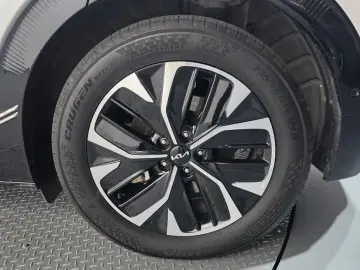 2023 Kia EV6 с пробегом 72 365 км