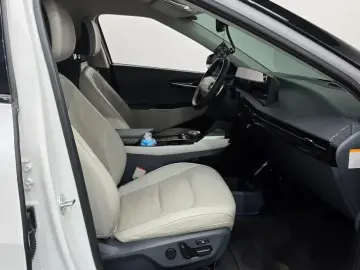 2023 Kia EV6 с пробегом 72 365 км