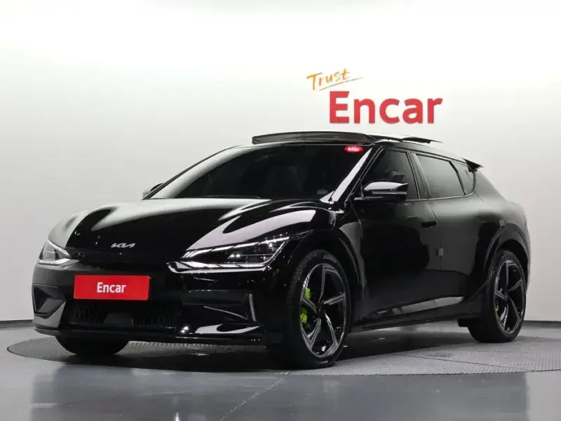 2023 Kia EV6 с пробегом 60 189 км