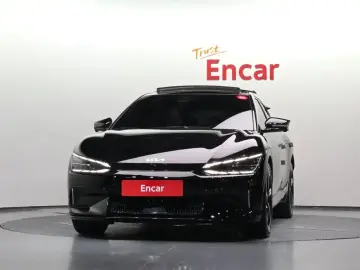 2023 Kia EV6 с пробегом 60 189 км