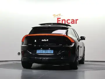 2023 Kia EV6 с пробегом 60 189 км