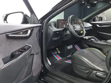 2023 Kia EV6 с пробегом 60 189 км