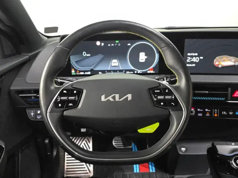 2023 Kia EV6 с пробегом 60 189 км