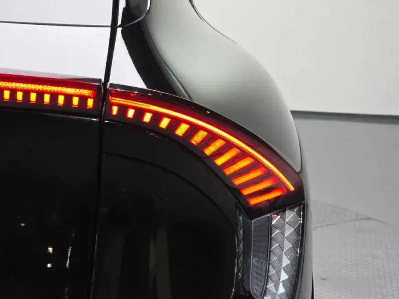 2023 Kia EV6 с пробегом 60 189 км