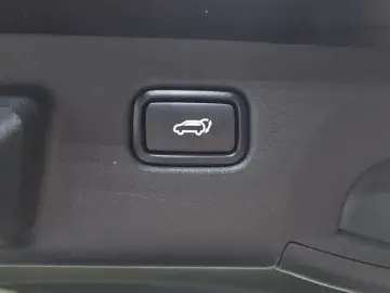 2023 Kia EV6 с пробегом 60 189 км
