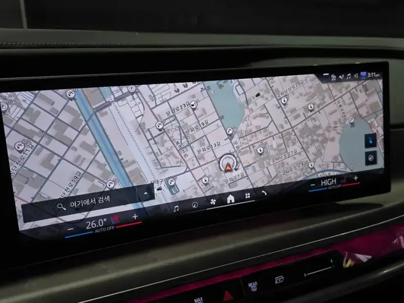 2022 BMW i7 с пробегом 33 590 км