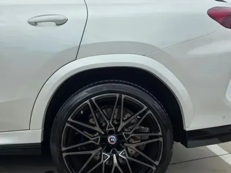 2022 BMW X6 M с пробегом 55 300 км