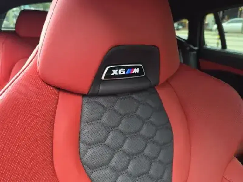 2022 BMW X6 M с пробегом 55 300 км