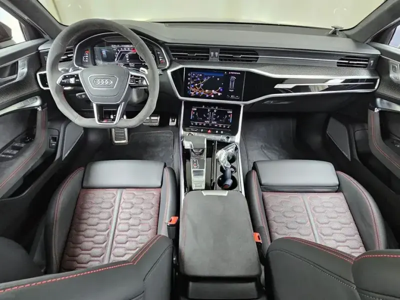 2025 Audi RS 6 с пробегом 11 459 км