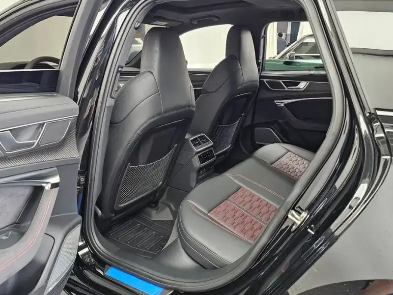 2025 Audi RS 6 с пробегом 11 459 км
