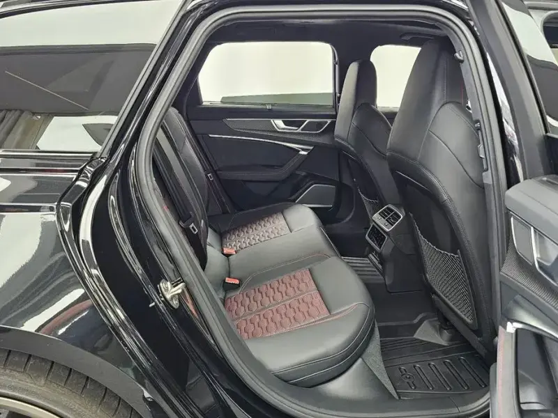 2025 Audi RS 6 с пробегом 11 459 км