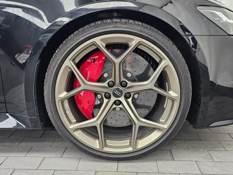 2025 Audi RS 6 с пробегом 11 459 км