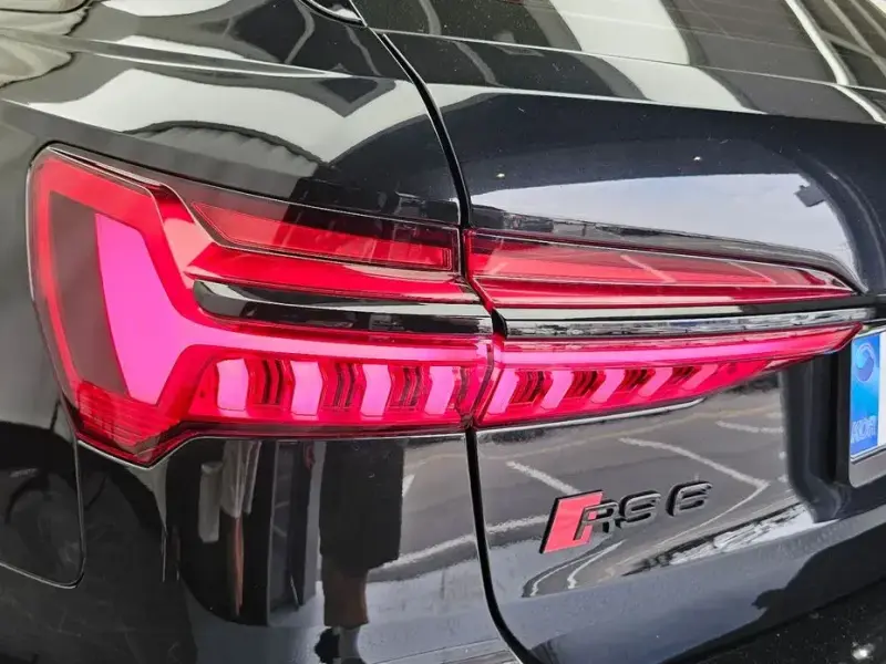 2025 Audi RS 6 с пробегом 11 459 км