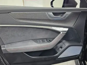 2025 Audi RS 6 с пробегом 11 459 км