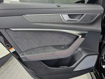 2025 Audi RS 6 с пробегом 11 459 км