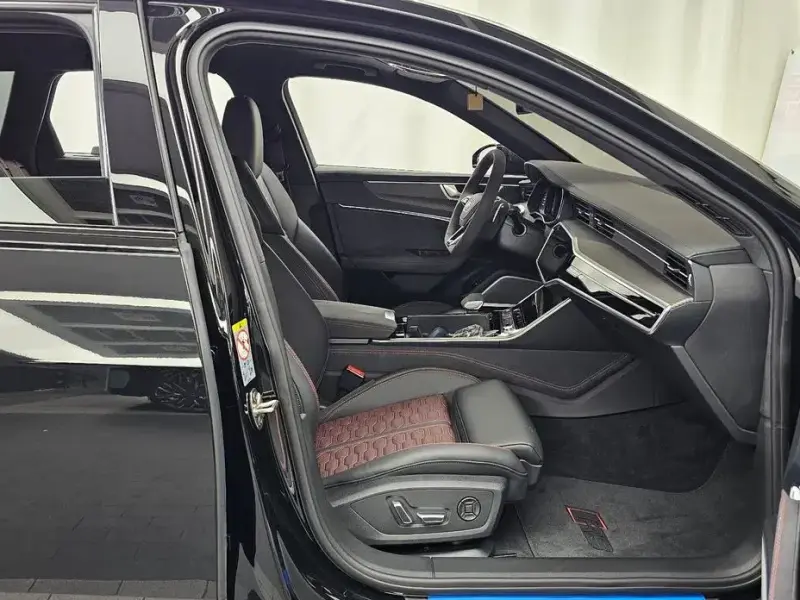2025 Audi RS 6 с пробегом 11 459 км
