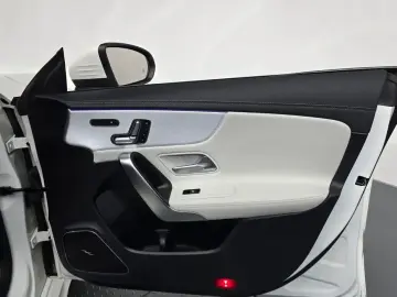 2021 Mercedes-Benz CLA с пробегом 70 190 км