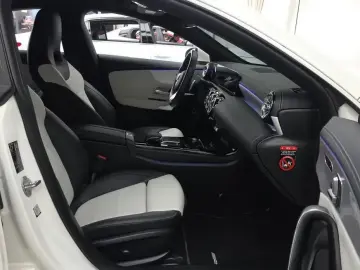2020 Mercedes-Benz CLA с пробегом 54 038 км