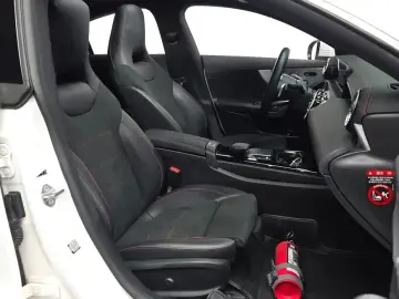 2021 Mercedes-Benz CLA с пробегом 164 456 км