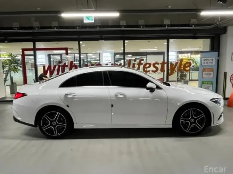 2023 Mercedes-Benz CLA с пробегом 20 300 км