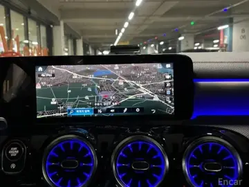 2023 Mercedes-Benz CLA с пробегом 20 300 км