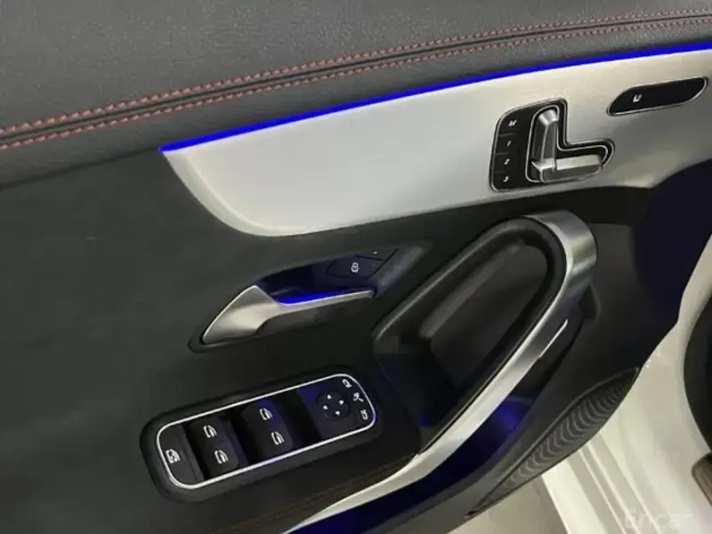 2023 Mercedes-Benz CLA с пробегом 20 300 км