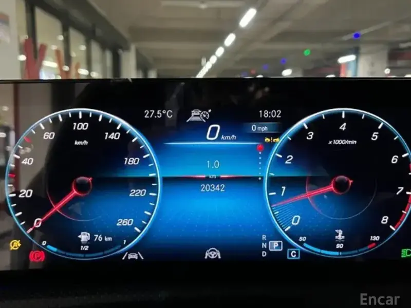 2023 Mercedes-Benz CLA с пробегом 20 300 км