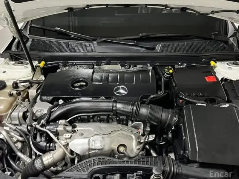 2023 Mercedes-Benz CLA с пробегом 20 300 км