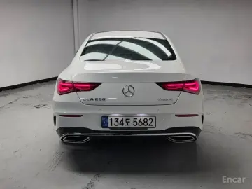 2021 Mercedes-Benz CLA с пробегом 31 256 км