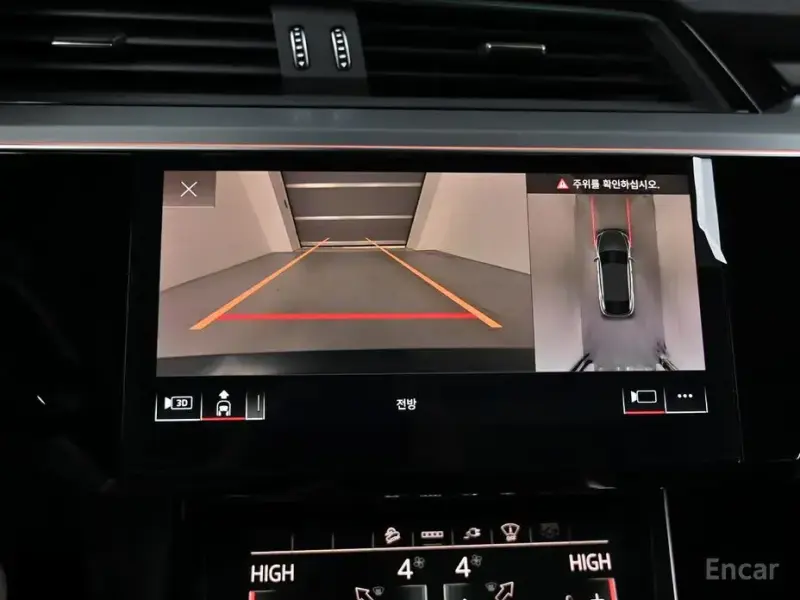 2022 Audi e-tron с пробегом 31 089 км