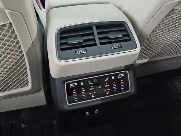 2023 Audi e-tron с пробегом 46 317 км