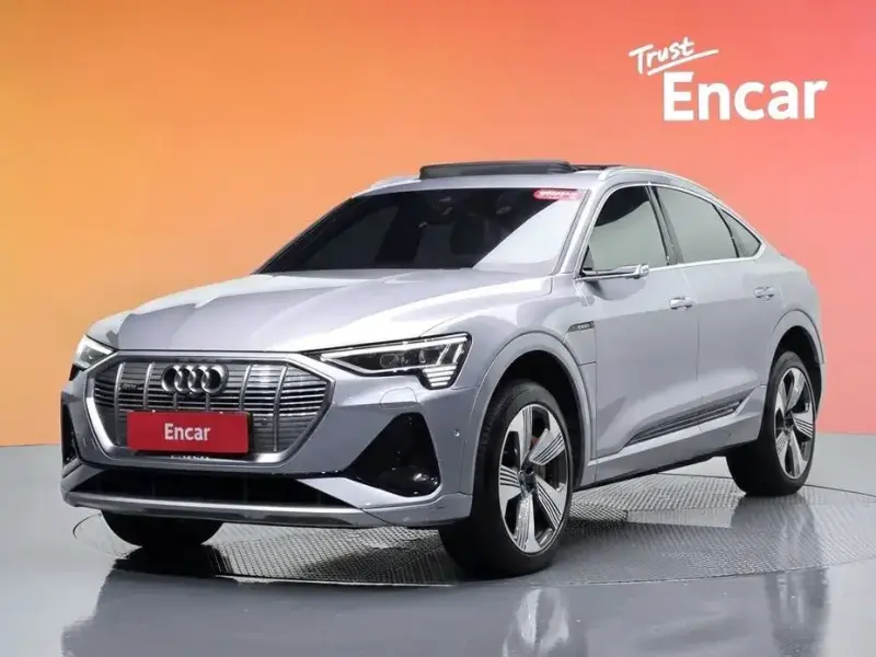 2021 Audi e-tron с пробегом 77 404 км