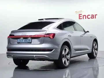 2021 Audi e-tron с пробегом 77 404 км