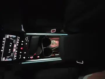2022 Audi e-tron с пробегом 54 149 км