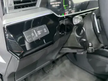 2021 Audi e-tron с пробегом 77 404 км
