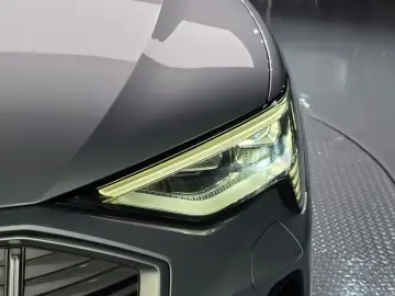2021 Audi e-tron с пробегом 77 404 км