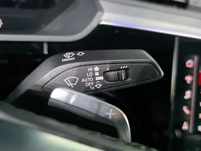 2021 Audi e-tron с пробегом 77 404 км