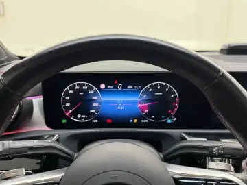 2025 Mercedes-Benz CLA с пробегом 34 213 км