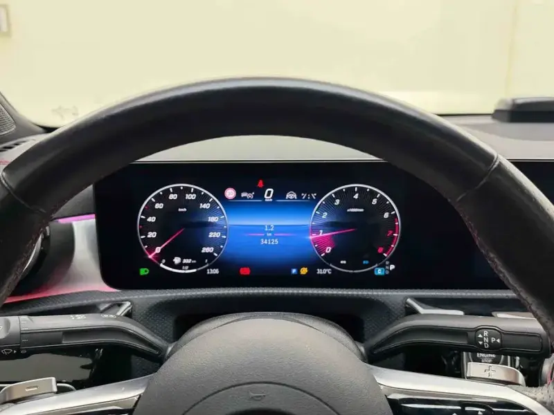 2025 Mercedes-Benz CLA с пробегом 34 213 км