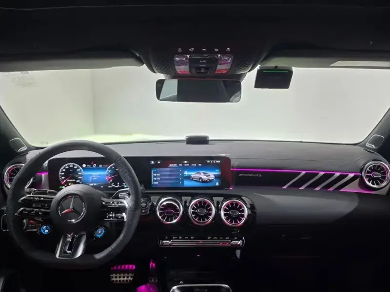 2026 Mercedes-Benz CLA с пробегом 1 047 км