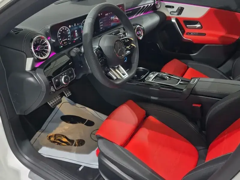 2026 Mercedes-Benz CLA с пробегом 1 047 км