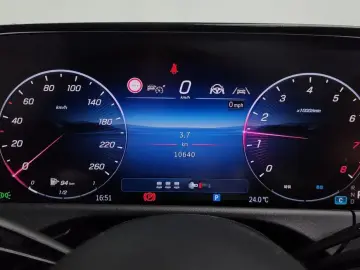 2024 Mercedes-Benz E-Класс с пробегом 10 640 км