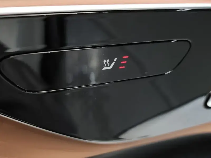 2024 Mercedes-Benz E-Класс с пробегом 10 640 км