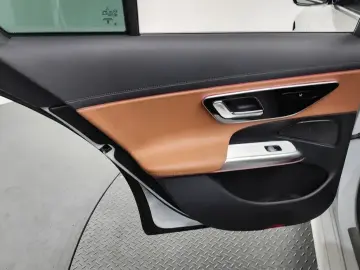 2024 Mercedes-Benz E-Класс с пробегом 10 640 км