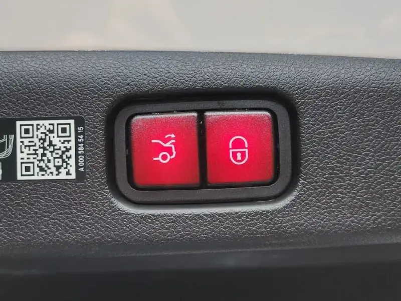 2024 Mercedes-Benz E-Класс с пробегом 10 640 км