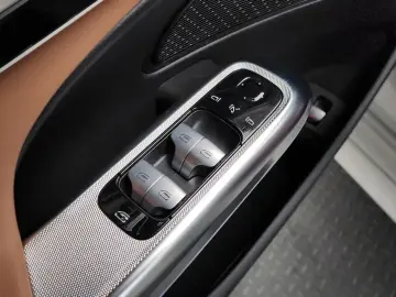 2024 Mercedes-Benz E-Класс с пробегом 10 640 км