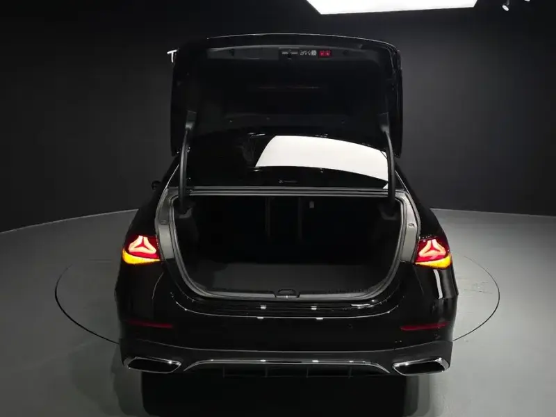 2025 Mercedes-Benz E-Класс с пробегом 11 828 км